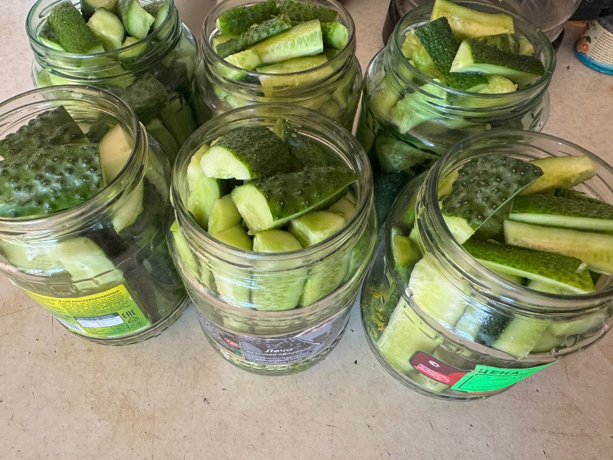 Господині розповіли, який інгредієнт може зіпсувати всю консервацію