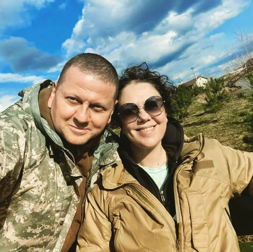 Селфі Валерія Залужного з дружиною Селфі Валерія Залужного з дружиною