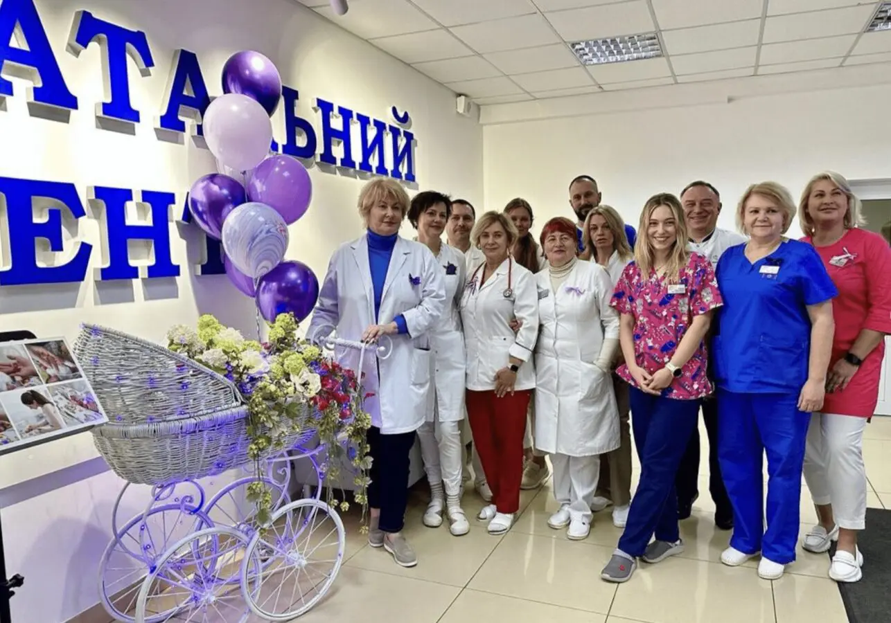 В столичному перинатальному державному центрі встановили нову фотозону 