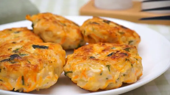 Як приготувати соковиті котлети з овочами