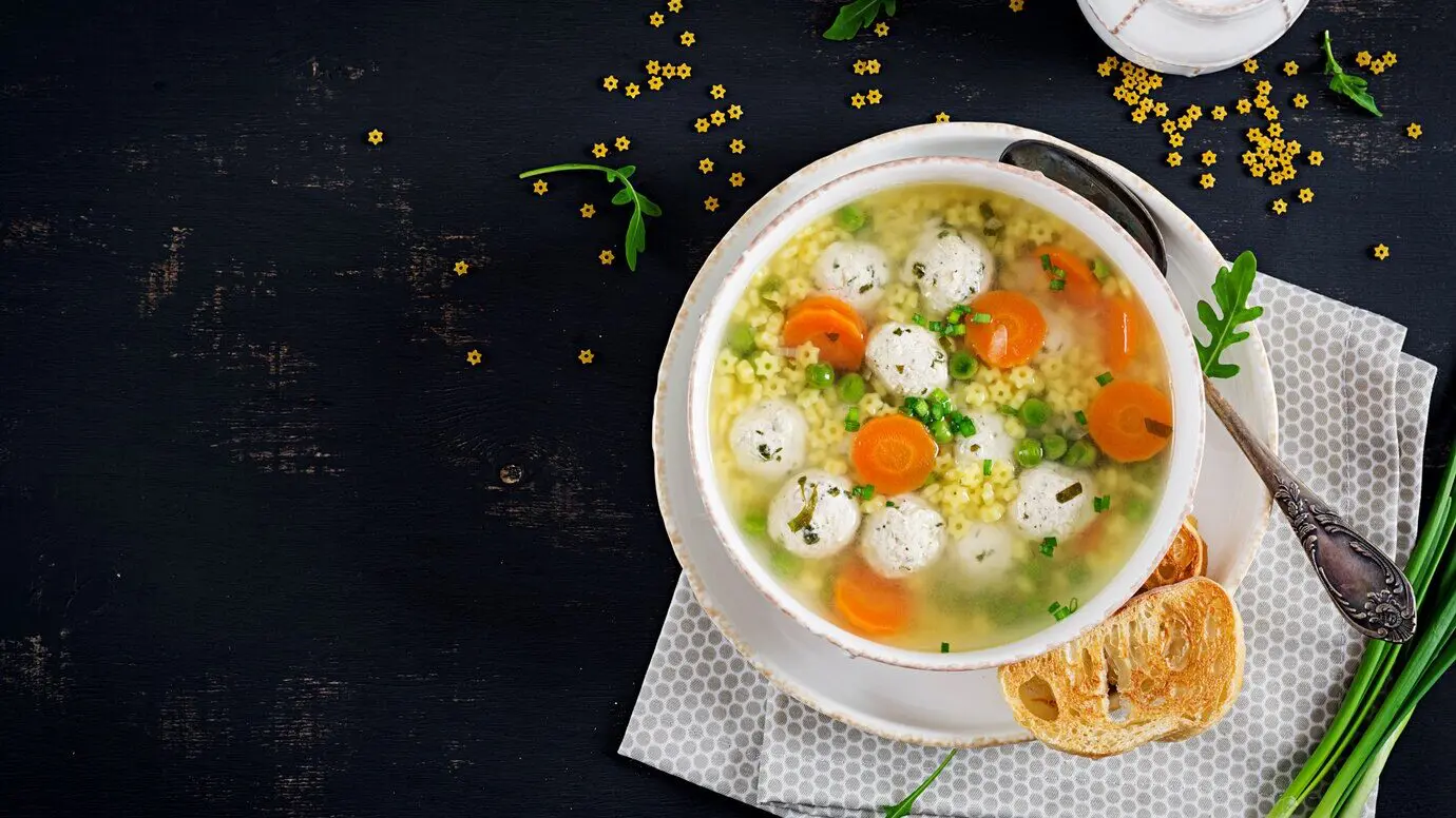 Як використати воду після варки пельменей