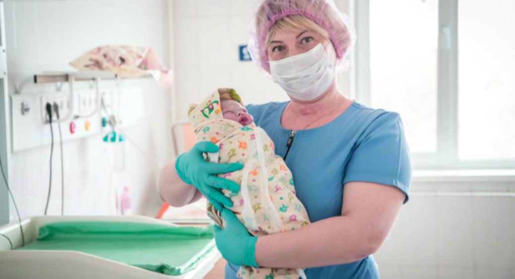 Чого ми не знаємо про роботу акушерок: кілька несподіваних фактів 