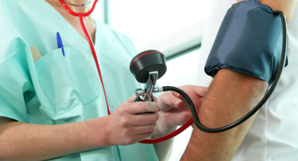 Як привести в норму тиск при хронічній гіпертонії: 3 простих правила 