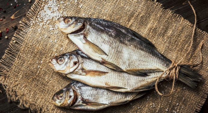 Як не отруїтися в’яленою рибою та уберегтися від зараження ботулізмом 