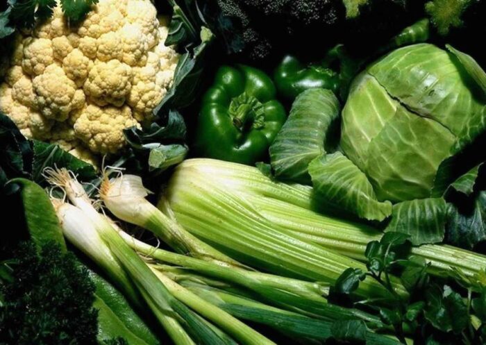 Темно-зеленые овощи