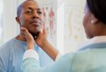 493ss_Thinkstock_rf_doctor_checking_lymph_nodes 