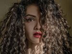 С этим методом волос начинают преображаться 