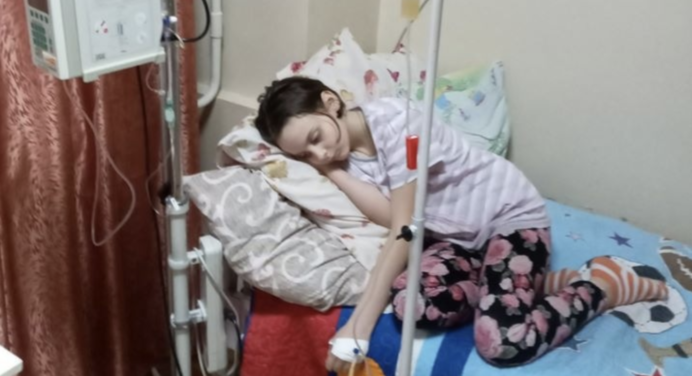 Маленька Анна-Софія Кобернюк активно бореться з раковою пухлиною 