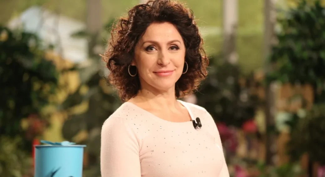 Надія Матвєєва опублікувала фото у весільному вбранні: невже телеведуча виходить заміж? (ФОТО) 