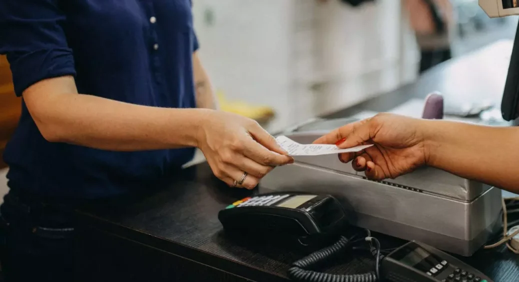 Ціни на продукти в листопаді 2022: скільки коштує набір продуктів у супермаркеті – хліб, молоко, ковбаса 