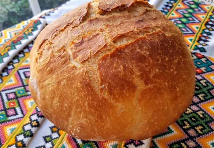 Цікавий та простий рецепт хліба з 4 інгредієнтів