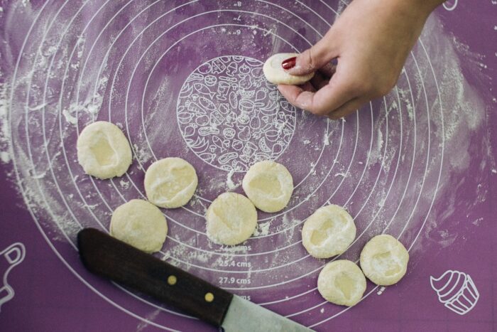 Як зробити тісто на вареники
