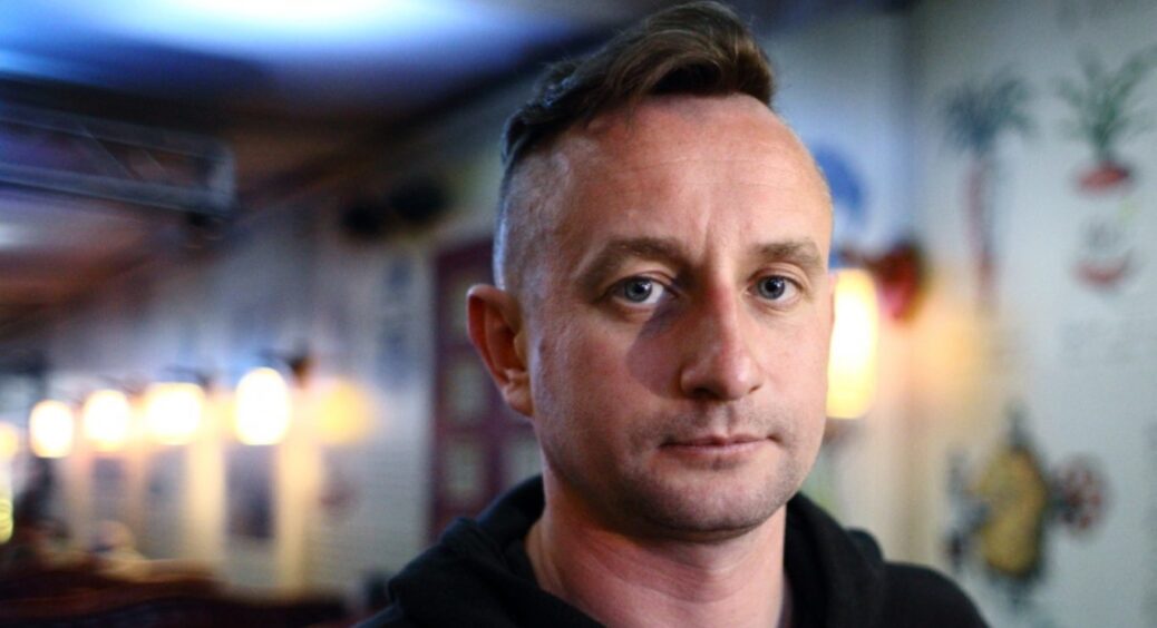 Відвисла щелепа: активіст та співак Сергій Жадан розповів, яку суму зібрав з гуртом для Харкова у Франції 