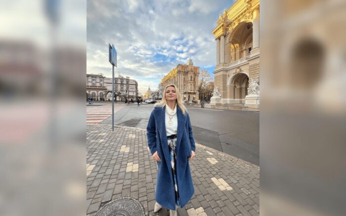 Стильне вбрання відомої української актриси та телеведучої