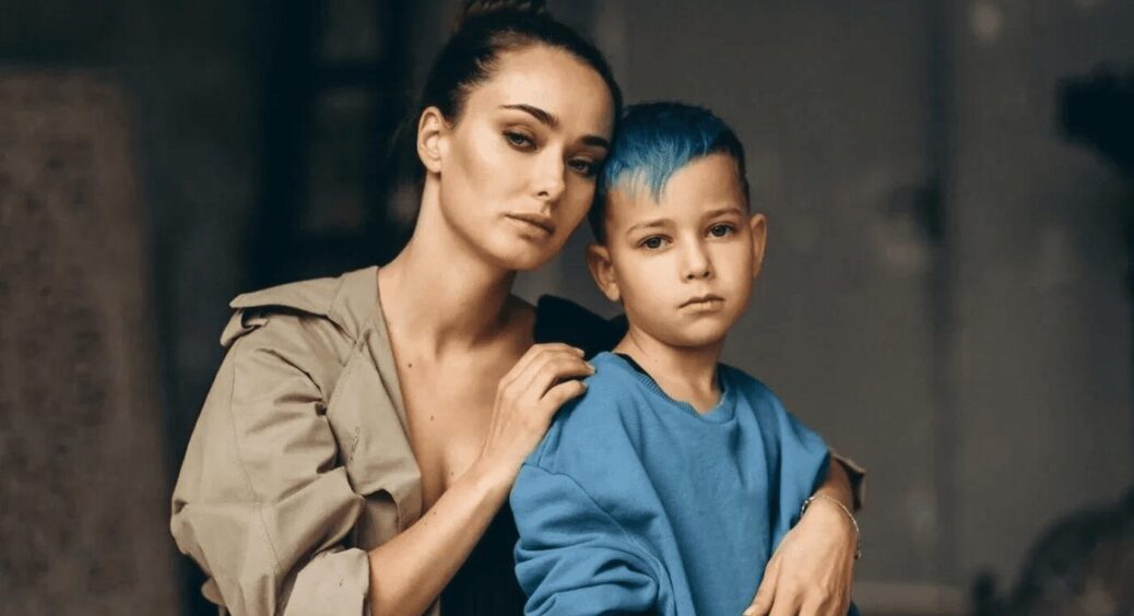 “Мамі зарядили в ніс”: 33-річна Ксенія Мішина розповіла, як проводить час з сином – екстремальні розваги 