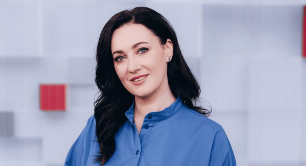 Зірка ТСН Соломія Вітвіцька могла б стати акробаткою: що відомо про минуле зірки українського телебачення? 