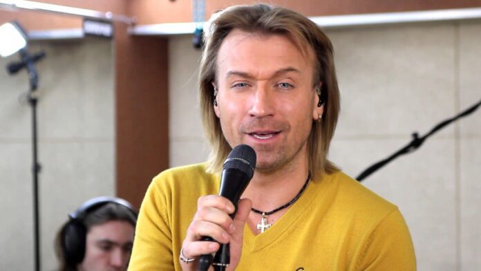 Чому Олег Винник зник з соцмереж Чому Олег Винник зник з соцмереж