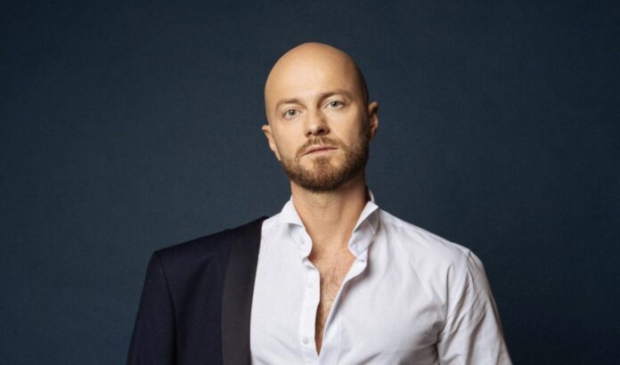 Влад Яма показав фото зі Штатів із довгим білявим каре Влад Яма показав фото зі Штатів із довгим білявим каре