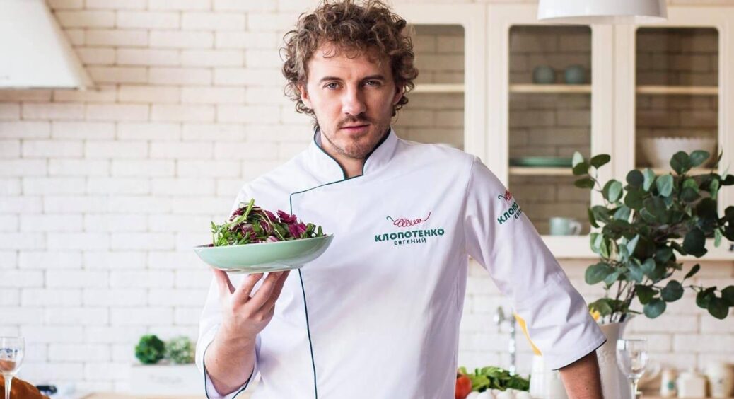 Клопотенко поскаржився, що у Львові вранці немає де поснідати і відкрив свій ресторан: “Місцеві котики” 