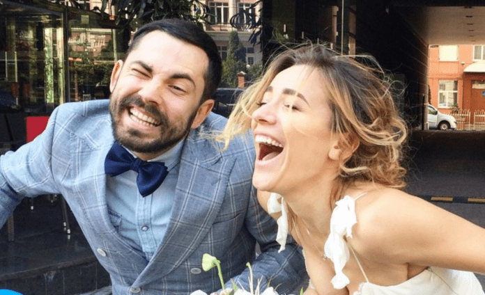 Дружина Бєднякова зізналась, чому не стала біженкою у США