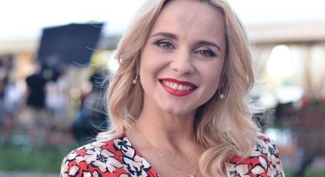 Скоро багатодітна мама: Лілія Ребрик зізналася, в якій країні хотіла б народжувати третю дитину 