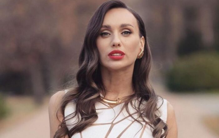 Варлей знялась для чоловічого глянцю