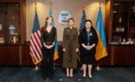 Олена Зеленська з офіційним візитом у США в одязі мілітарі 