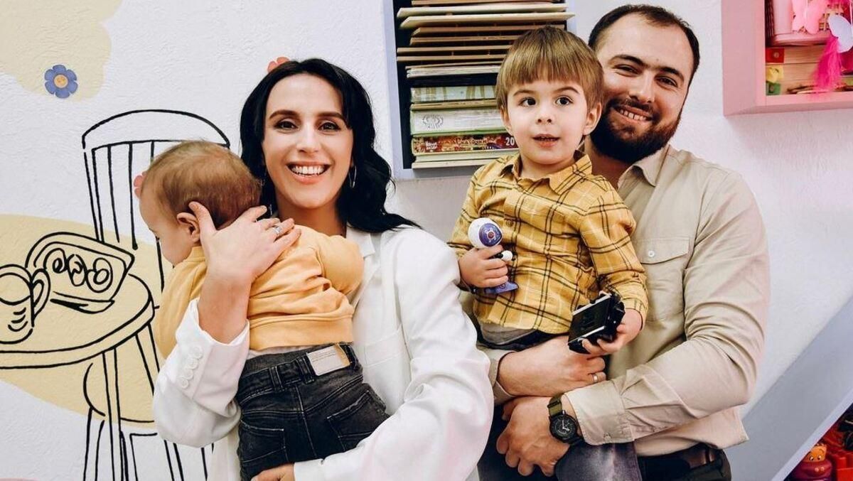 Співачка Джамала на честь річниці весілля показала архівні фото