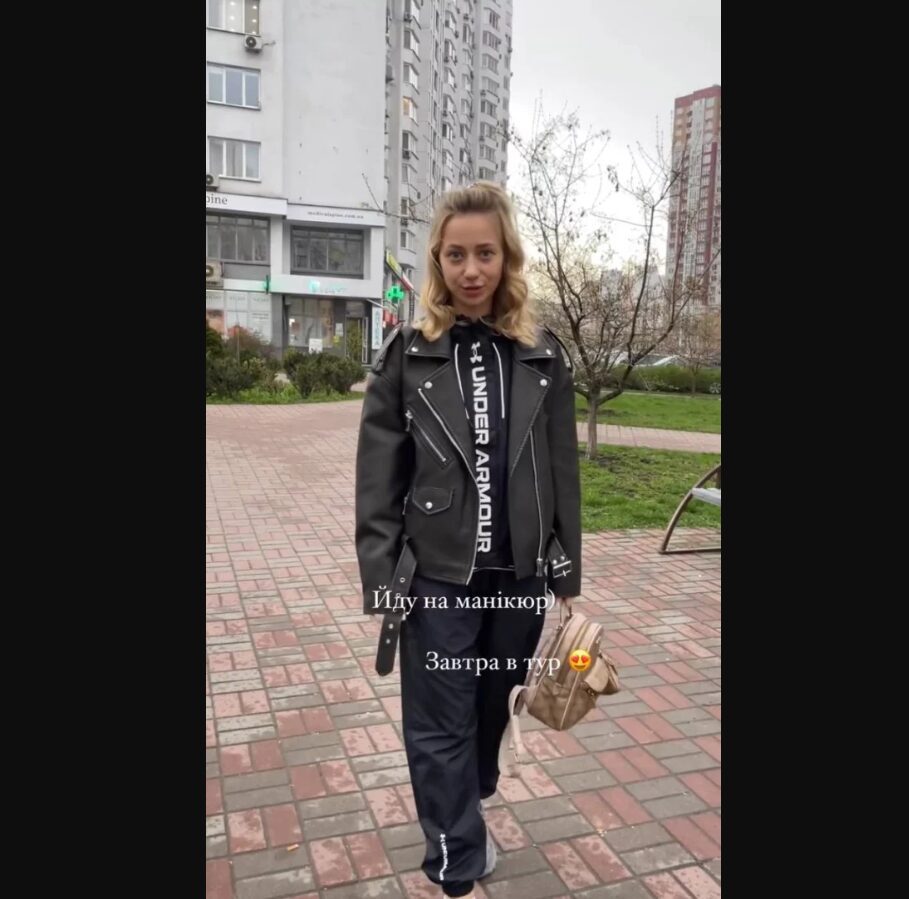 Катерина Репяхова після покупки дорогого авто змінила зачіску
