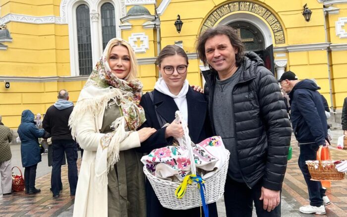 Ольга Сумська з чоловіком та молодшою донькою