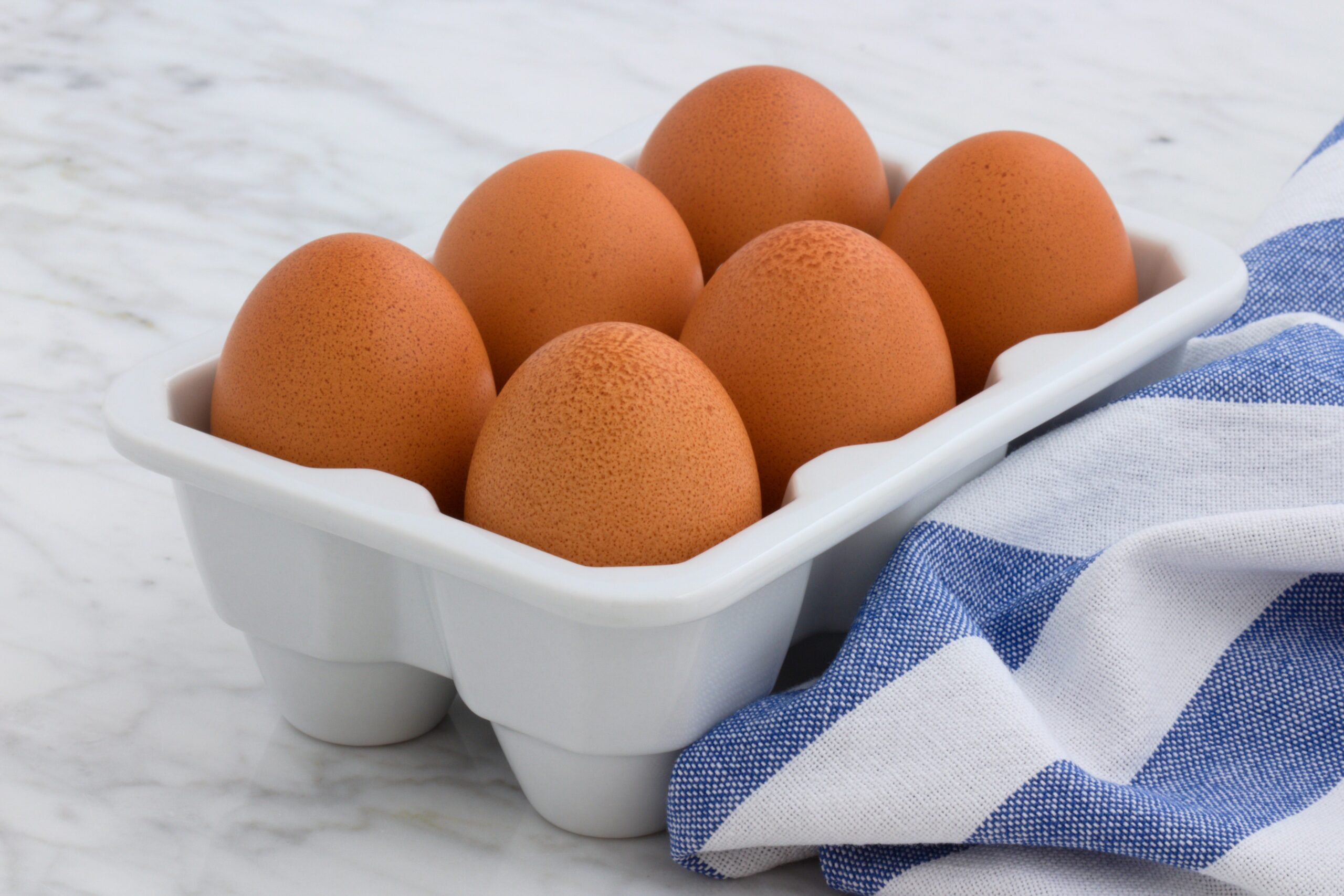Як перевірити свіжість яєць