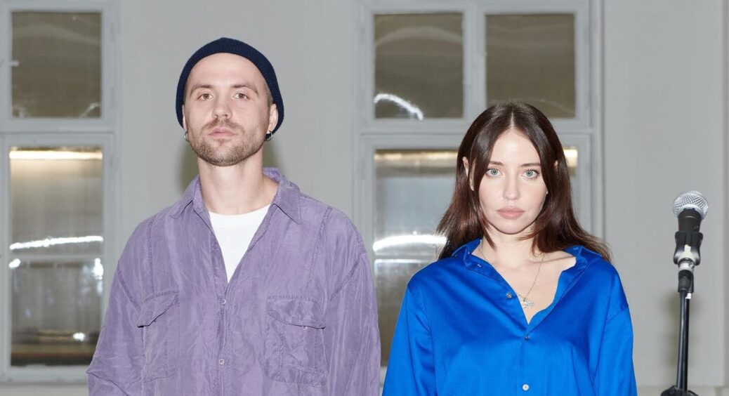 Надя Дорофєєва показала рідкісне фото з Михайлом Кацуріним: закохана парочка в парних образах 