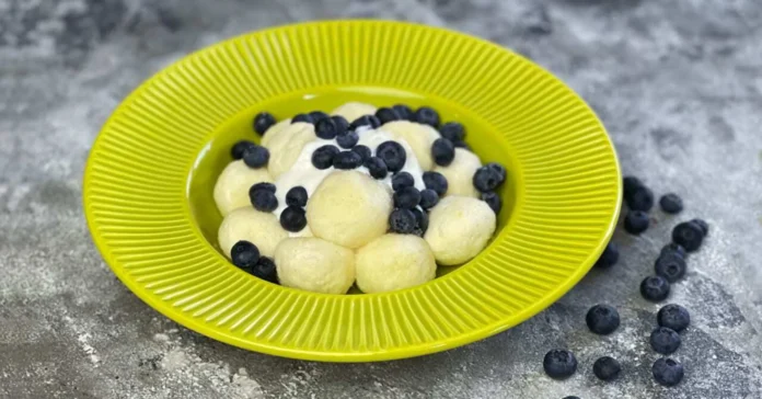 Ліниві сирники всього за 10 хвилин Ліниві сирники всього за 10 хвилин