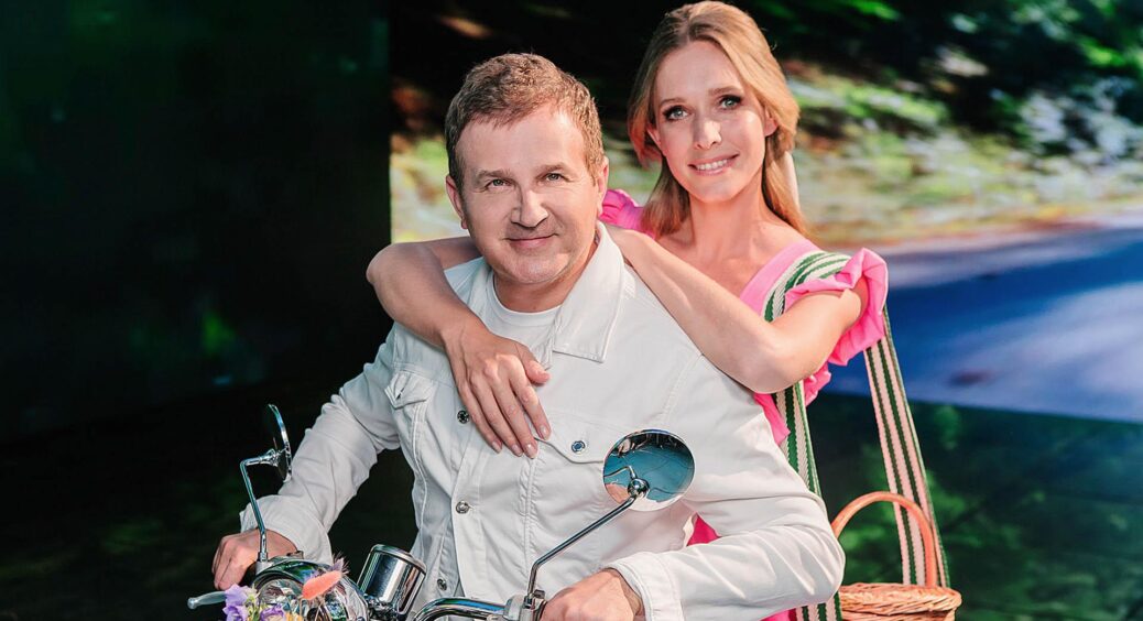 Якими бачить своїх батьків 6-річний син Катерини Осадчої та Юрія Горбунова: Іван зробив миле фото мами й тата 