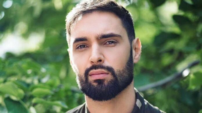 Віталій Козловський мобілізувався та відправився визволяти неньку Віталій Козловський мобілізувався та відправився визволяти неньку