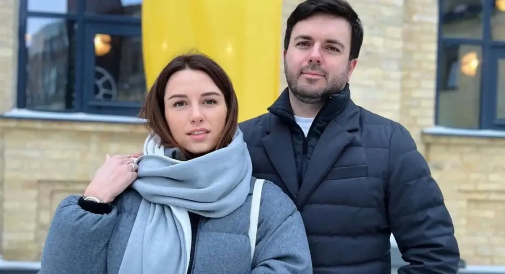Пошив свою першу іграшку: син Григорія та Христини Решетнік займається рукоділлям таємно від батьків 