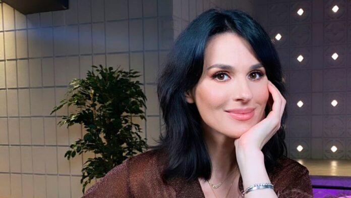 Маша Єфросиніна зізналася, що легше постійно працювати, ніж проводити час із дітьми Маша Єфросиніна зізналася, що легше постійно працювати, ніж проводити час із дітьми