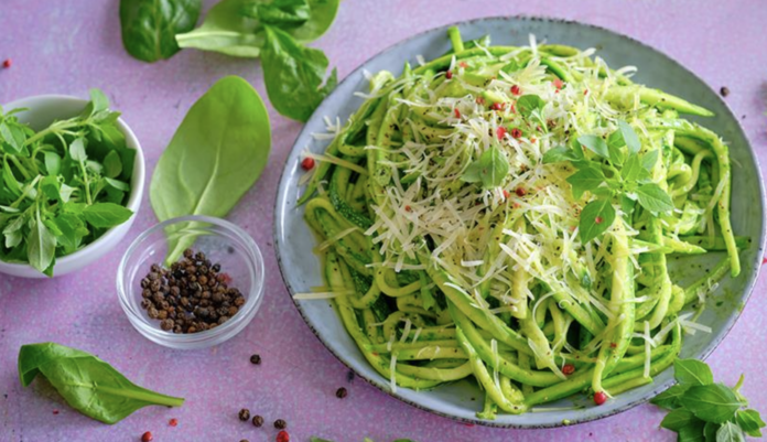 Смачні макарони з кабачків на рівні ресторанної страви Смачні макарони з кабачків на рівні ресторанної страви