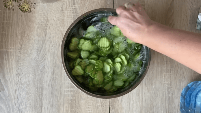 Як приготувати вдома смачні пікулі на зиму Як приготувати вдома смачні пікулі на зиму