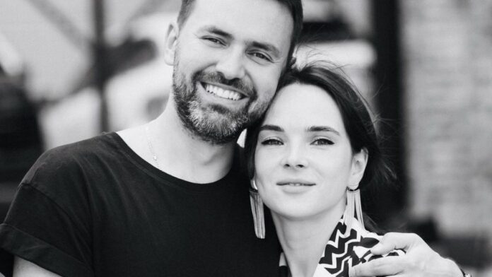 Тимур Мірошниченко розповів про ревнощі до названого сина Тимур Мірошниченко розповів про ревнощі до названого сина