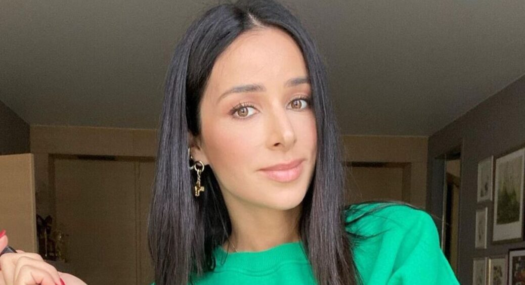 На тлі чуток про роман з Клопотенко Злата Огнєвіч стала приховувати живіт та уникати фото у профіль: вагітна? 