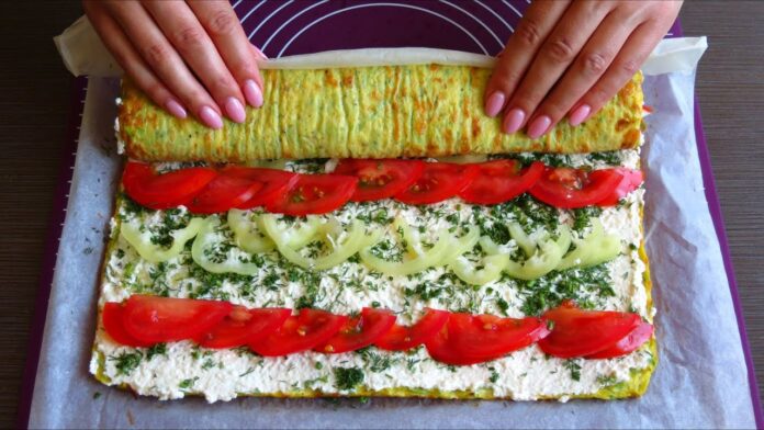 Як приготувати смачний та ніжний рулет із кабачків 