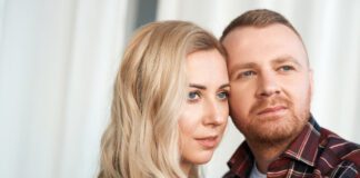 Співак Роман Скорпіон публічно взяв за руку Тоню Матвієнко