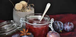 Кухар поділився рецептом гасконського варення зі сливи