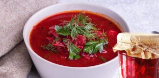 Кухар розповів, як приготувати смачний борщ нашвидкуруч 