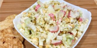 Як приготувати смачний салат із крабовими паличками та ананасами