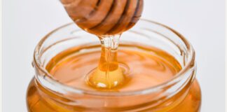 Як застосувати мед у побуті незвичайними способами