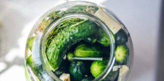 Рецепт хрустких маринованих огірків