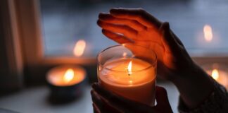 Як в домашніх умовах зробити зі старих свічок нові