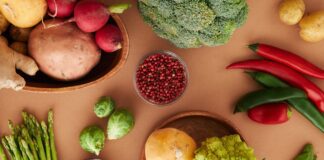 Які рослини найкраще садити один біля одного 